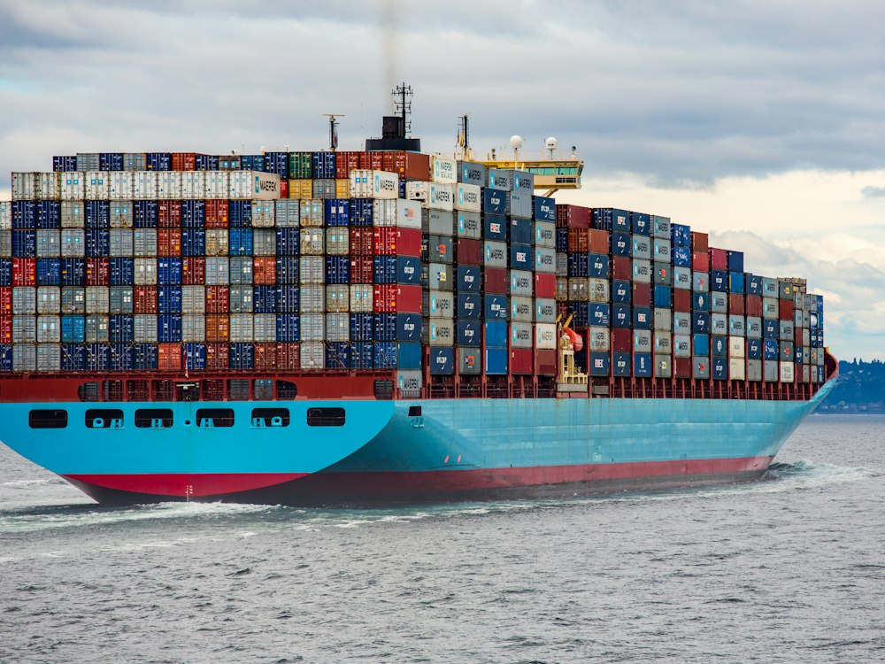 Container vessel